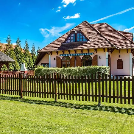 Сasa de vacaciones - Balaton 18099 *