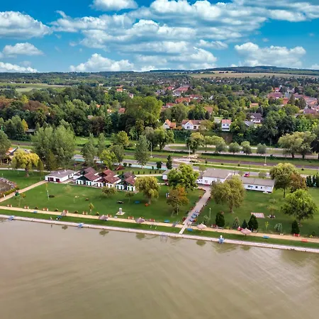 Prázdninový dům Holiday Home Balatonbereny - Balaton 18099