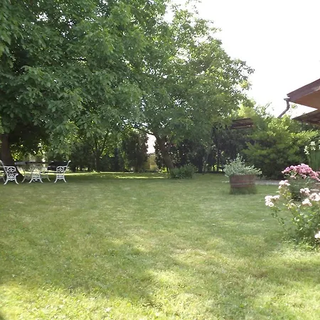 - Balaton 18099 * Balatonberény