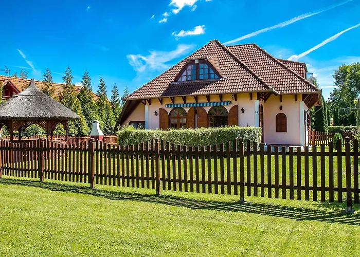 بيت للعطل Holiday Home Balatonbereny - Balaton 18099 *