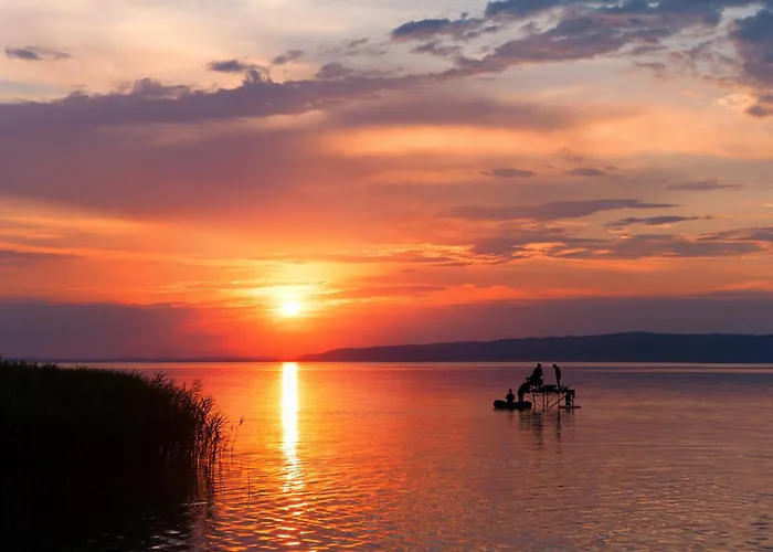 Holiday Home Balatonbereny - Balaton 18099 بيت للعطل *