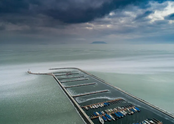 Holiday Home Balatonbereny - Balaton 18099 بيت للعطل Balatonberény